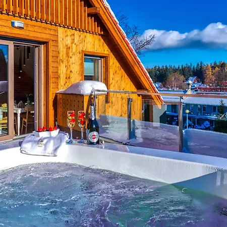 Royal Prestige Collection Z Prywatnym Jacuzzi - Stone Hill Resort Z Basenem I Saunami Szklarska Poreba Exterior photo