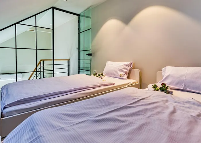Royal Prestige Collection Z Prywatnym Jacuzzi - Stone Hill Resort Z Basenem I Saunami
