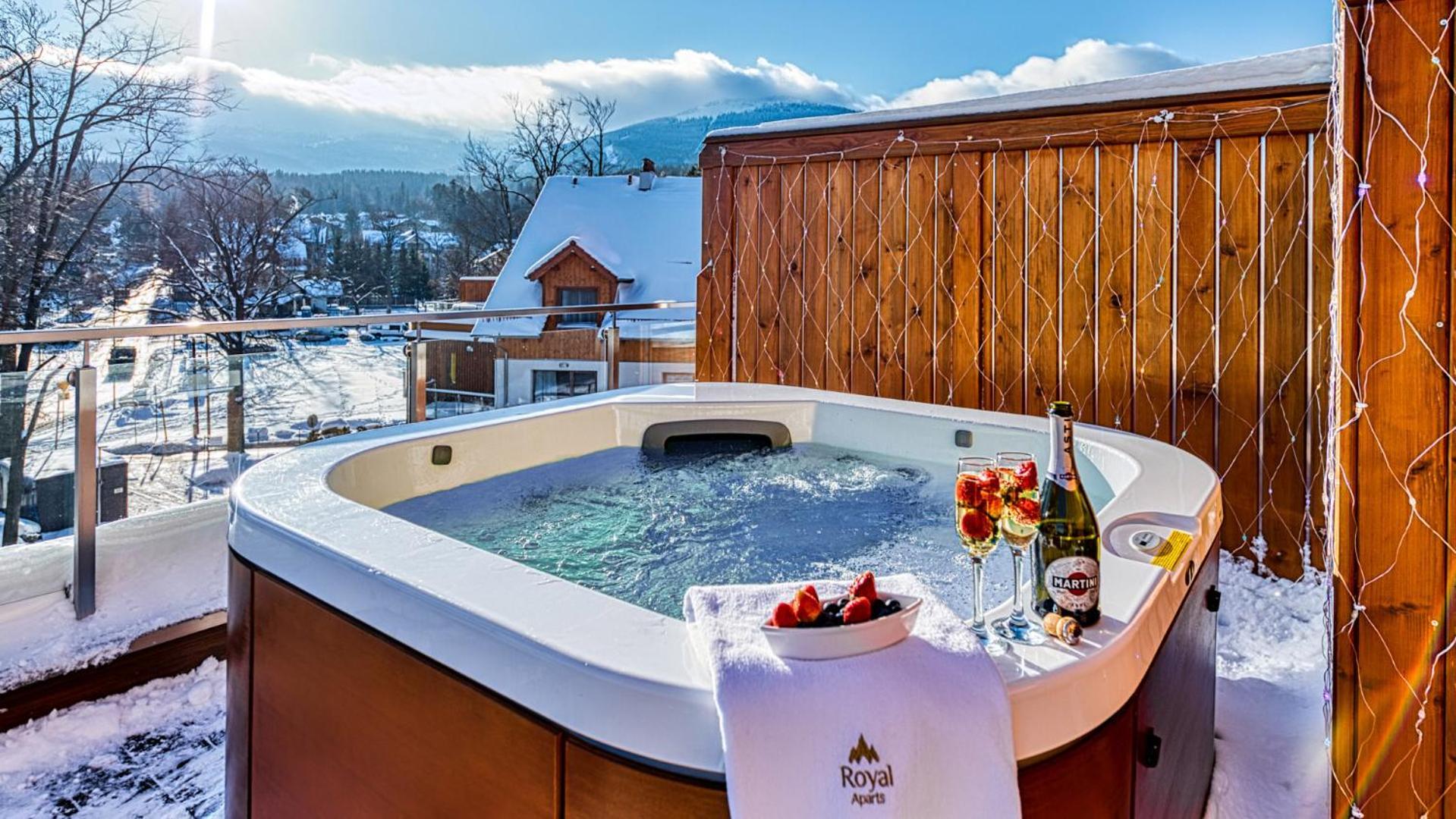 Royal Prestige Collection Z Prywatnym Jacuzzi - Stone Hill Z Basenem I Saunami *